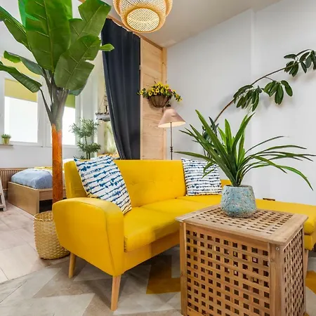 Wspolna 41 By Renters Apartment